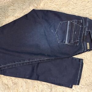 Women’s jeans